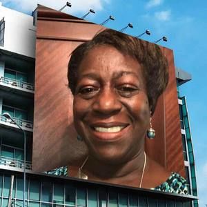 Meet your Posher, Eva